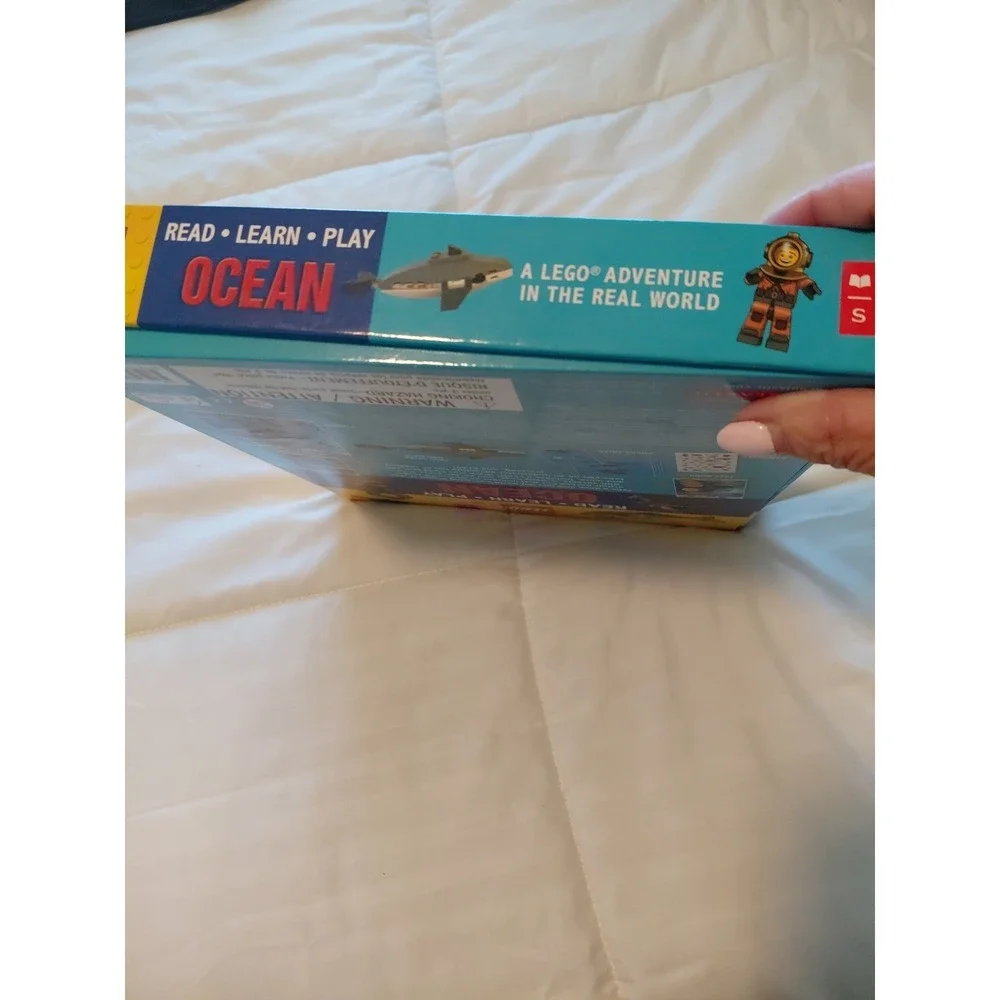 Lego Scholastic Ocean Read, Learn, Play  Lego Adventure‎ Activity Book & Lego's